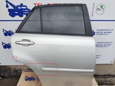 PORTA POSTERIORE DESTRA LEXUS RX300 (VEDI FOTO) - USATO