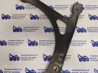 BRACCIO OSCILLANTE ANTERIORE DESTRO AUDI TT MK1 COD. 8N0407165 - USATO