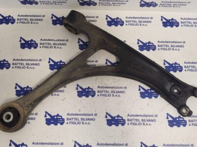 BRACCIO OSCILLANTE ANTERIORE SINISTRO AUDI TT MK1 COD. 8N0407166 - USATO
