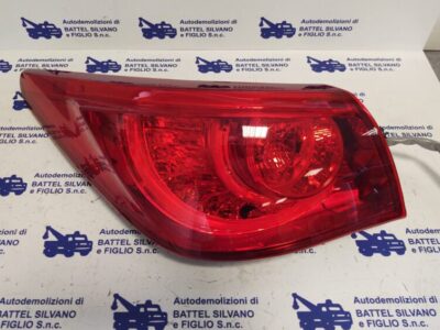 FANALE POSTERIORE SINISTRO INFINITI Q50 (2015) - USATO