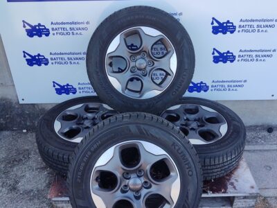 KIT RUOTE IN LEGA (COD. 735577528) 215/65-16 98H JEEP RENEGADE - USATO