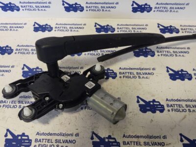 MOTORINO TERGILUNOTTO CON BRACCIO VOLKSWAGEN GOLF VIII (8) COD. 5WA711049AK - USATO