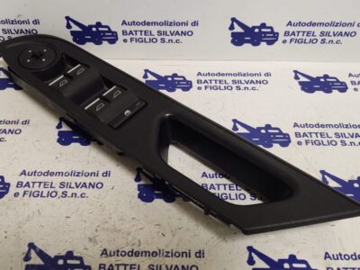 PULSANTIERA ALZACRISTALLI SINISTRA FORD B-MAX COD. F1ET-14A132-AC - USATO
