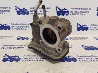 CORPO FARFALLATO MITSUBISHI COLT COD. MN195709 - USATO
