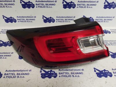 FANALE POSTERIORE ESTERNO SINISTRO RENAULT CLIO 4 2016 -2019 COD. 265554998R - USATO