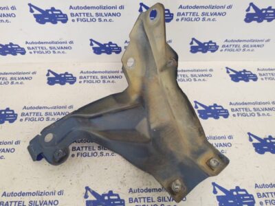 STAFFA SUPPORTO PARAFANGO  DESTRO AUDI TT MK1 - USATO