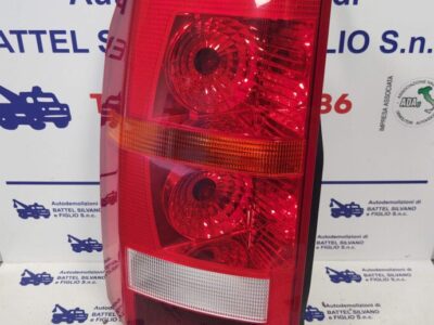 FANALE POSTERIORE SINISTRO LAND ROVER DISCOVERY III 2005 - 2009 - USATO